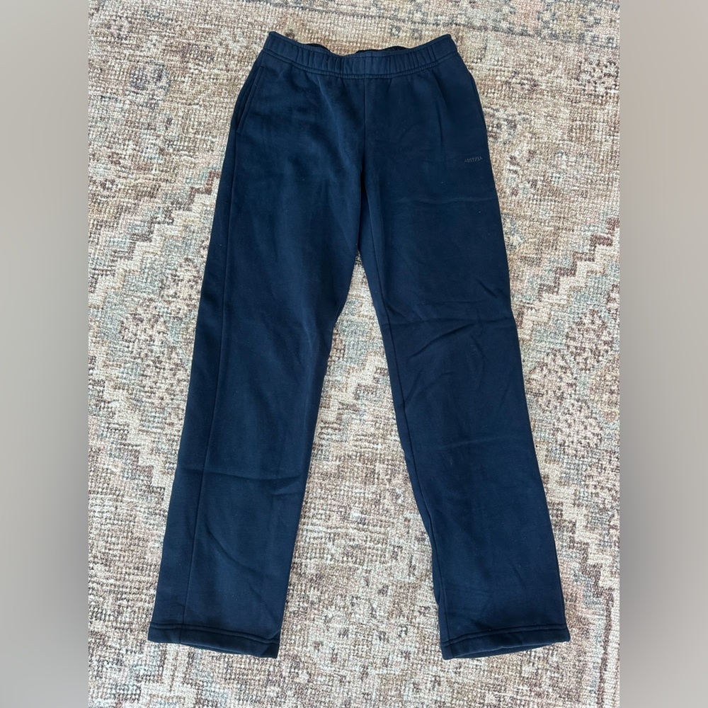 Aritzia Cozy Sweatfleece Mega Straight™ Sweatpant